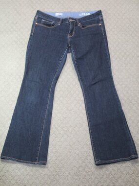 Gap Size 28/6R Curvy Dark Blue Low Rise Flare Leg Jeans